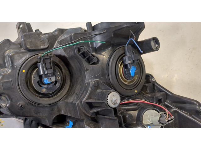 Фара передняя  Nissan Rogue 2007-2013 левая 
