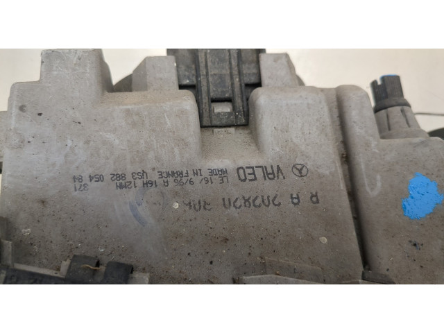 Фара передняя Mercedes C W202 1993-2001 правая