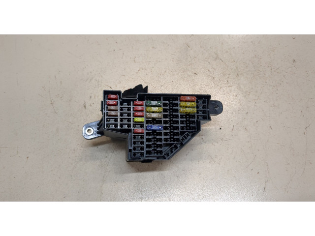 Блок предохранителей Volkswagen Golf 6 2009-2012 1.6