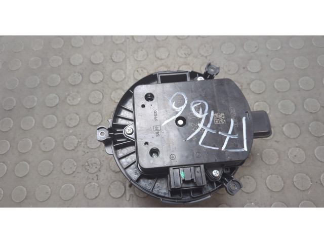 Моторчик печки GMC Acadia 2019-2025 84879262 84879262