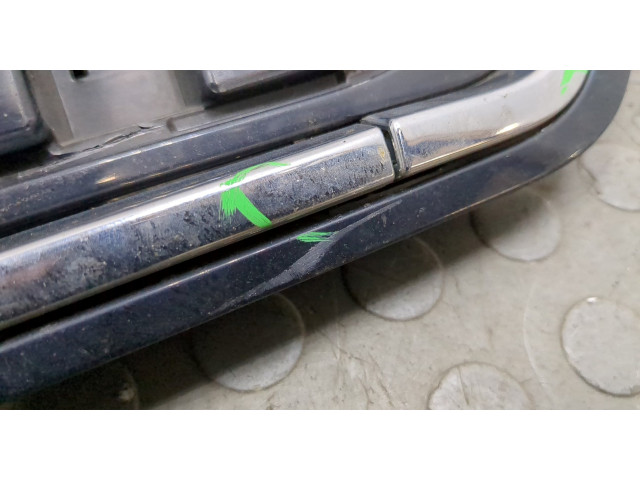 Решетка радиатора  Nissan Rogue 2020-2023          