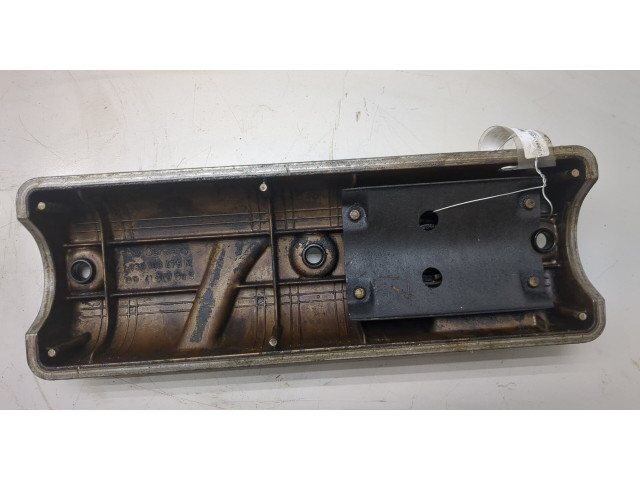 Клапанная крышка двигателя ДВС Volkswagen Golf 3 1991-1997 1.6 030103475m