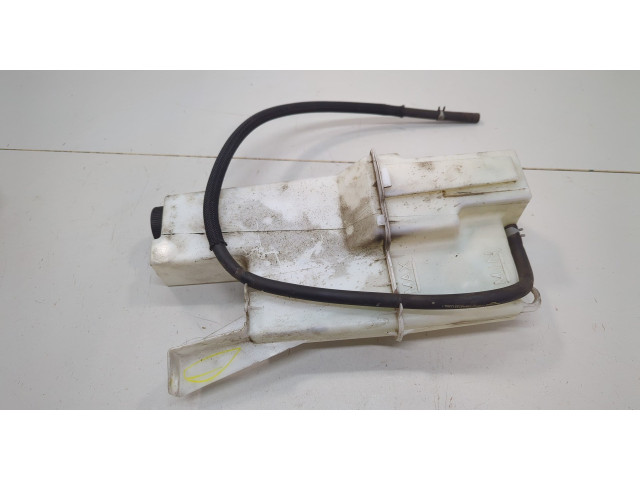 Бачок омывателя Nissan Pathfinder 2012-2020