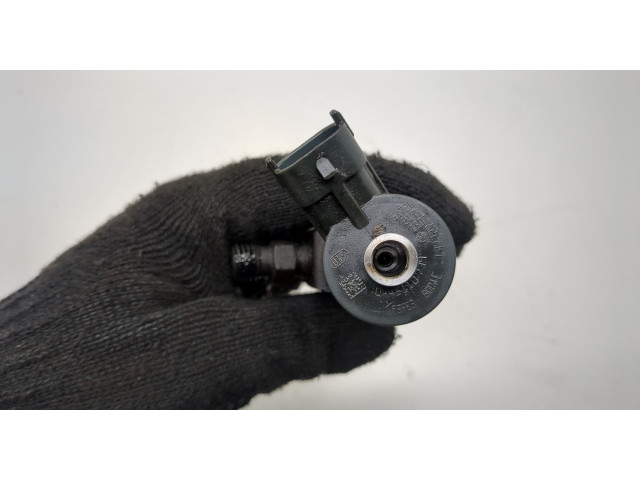 Форсунка топливная Peugeot 2008 2013-2019