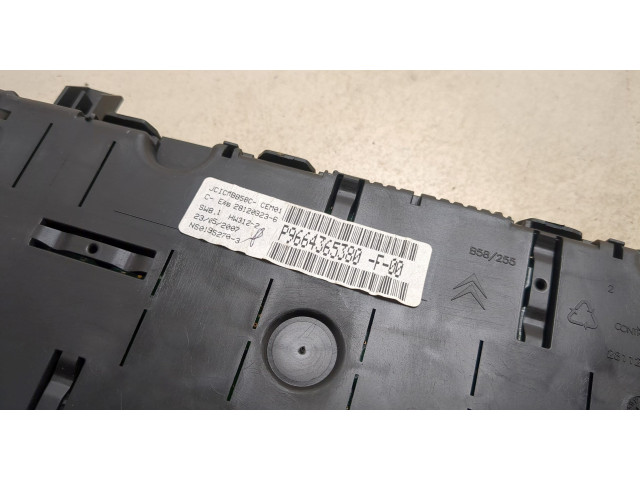 Панель приборов  Citroen C4 Picasso 2006-2013            