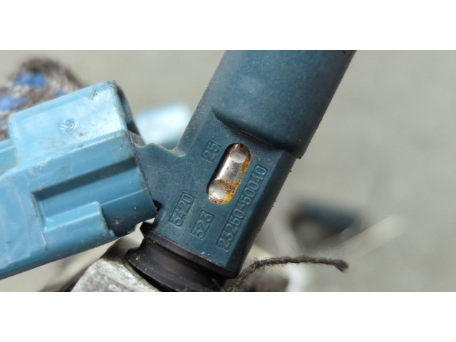 Форсунка топливная Toyota Sequoia 2000-2008 2320950040, 2380750050, 2380850040