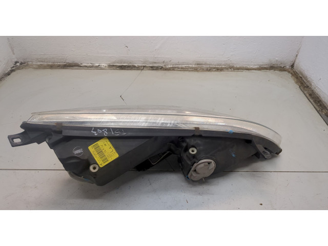 Фара передняя Mitsubishi Colt 2002-2012 левая