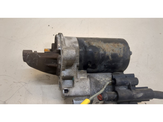 Стартер Volvo S40 2004- 1.6