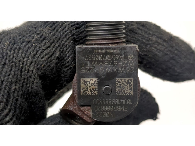 Форсунка топливная  Jeep Compass 2011-2016    68072174AA, EMBR00002D     