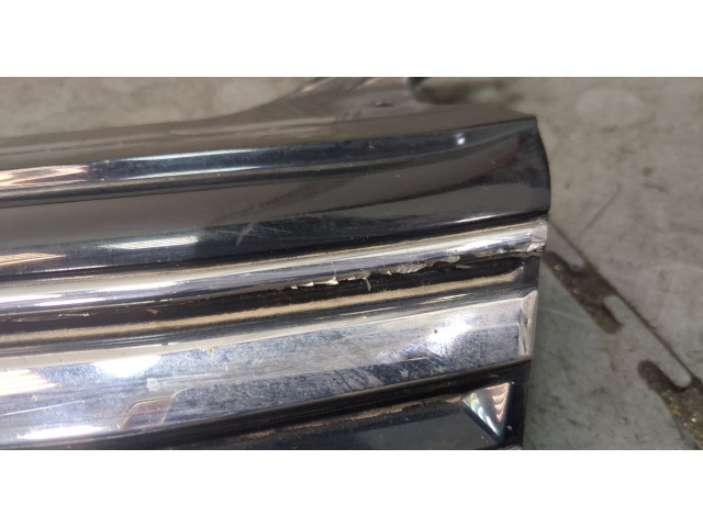 Решетка радиатора Mitsubishi Outlander 2012-2021