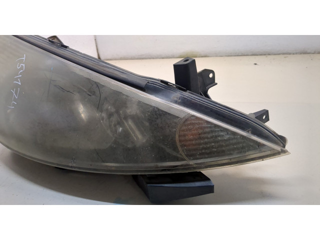 Фара передняя Mitsubishi Grandis правая