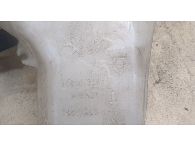 Бачок омывателя  Citroen C4 Cactus     1.2