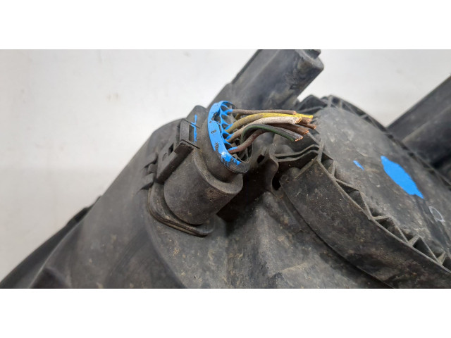 Фара передняя  Volkswagen Caddy 2004-2015 правая 