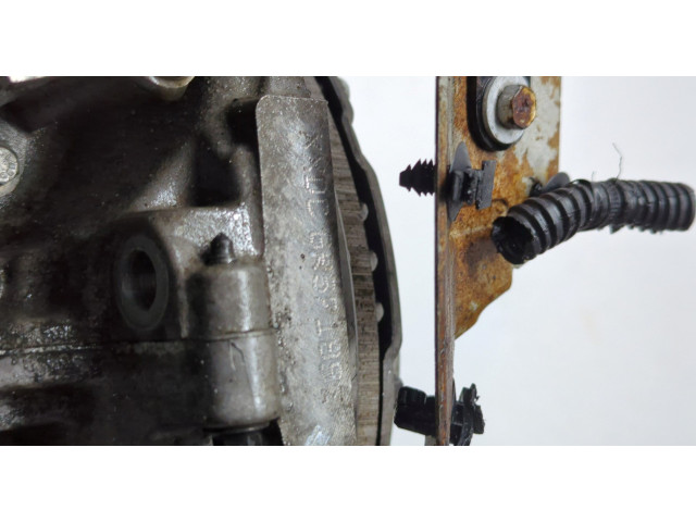 Форсунка топливная  Ford Focus 3 2014-2019    CV6Q9F593AA     