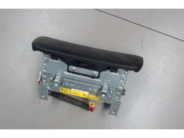 Подушка безопасности переднего пассажира  Mitsubishi Space Star     