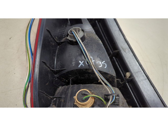 Задний фонарь          