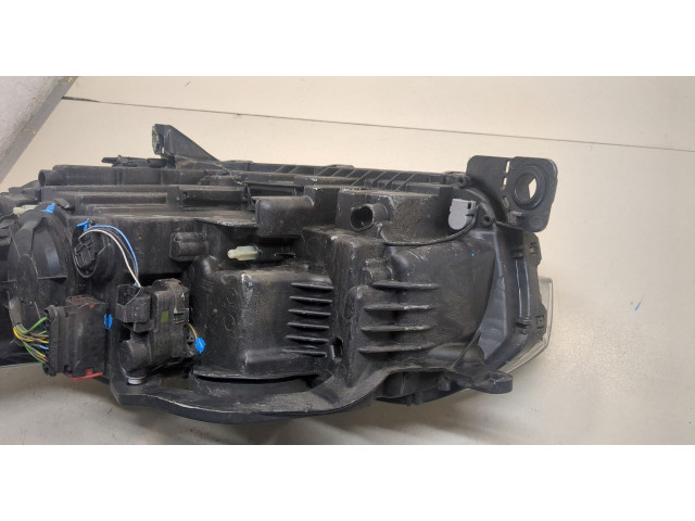 Фара передняя Citroen C5 2008-2017 правая