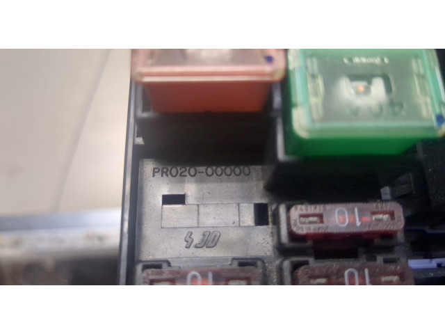 Блок предохранителей  Mitsubishi Montero Sport / Pajero Sport 1996-2008         