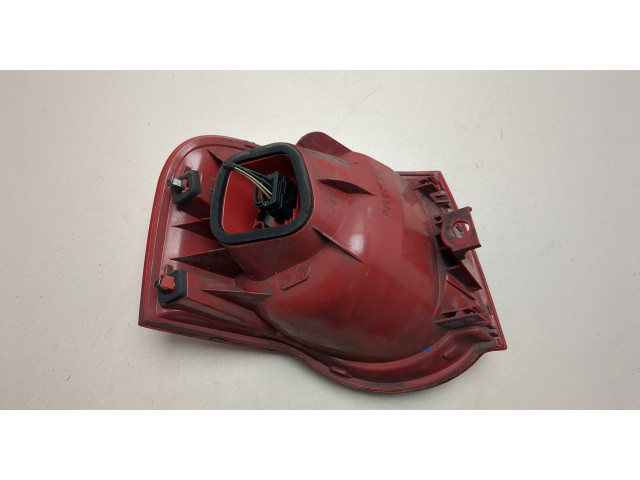 Задний фонарь          