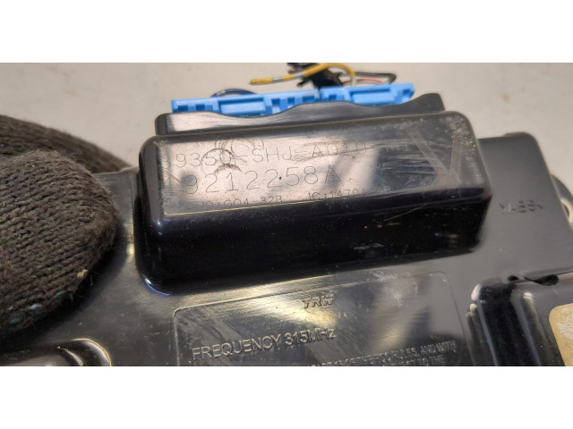 Блок комфорта Honda Odyssey 2004-2008 39350SHJA010