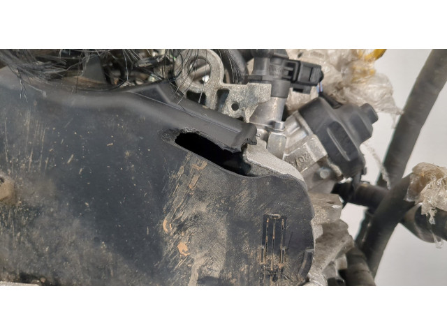 Форсунка топливная  Skoda Yeti 2009-2018         