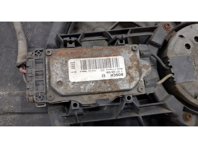 Вентилятор радиатора  Volvo V50 2004-2012           