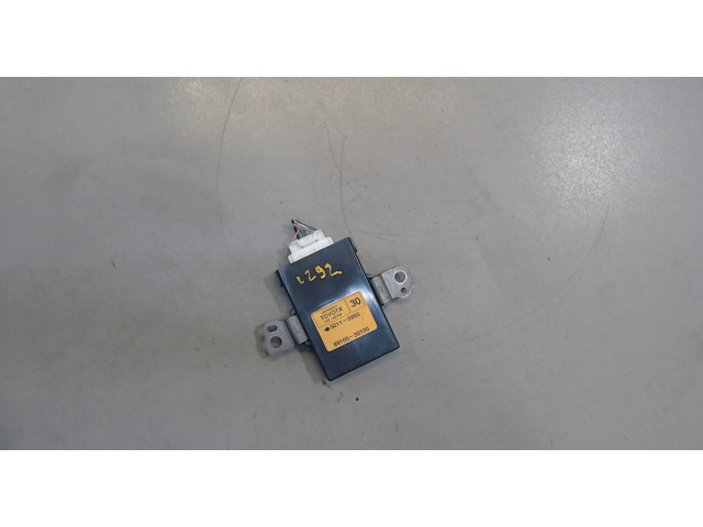 Блок комфорта Lexus GS 2011-2015 8910030100