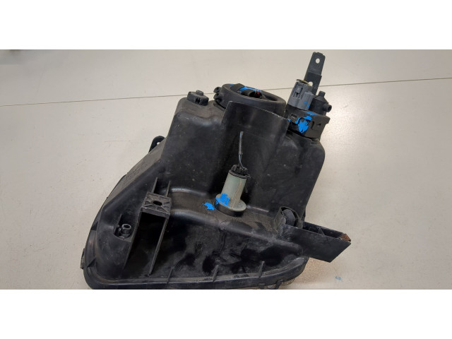 Фара передняя Suzuki Ignis 2003-2007 правая