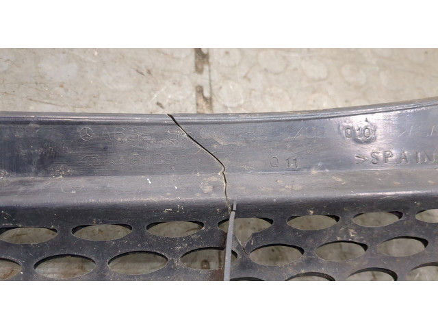 Решетка радиатора  Mercedes Vito W639 2004-2013          