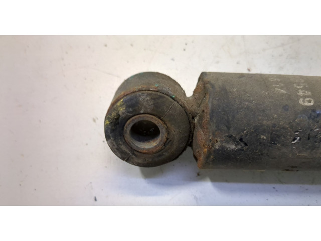 Стойка амортизатора Mitsubishi Montero Sport / Pajero Sport 1996-2008 MR316549