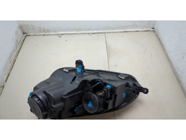 Фара передняя  Volkswagen Golf 5 2003-2009 правая 