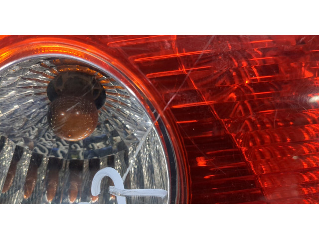 Задний фонарь