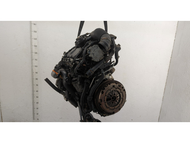 Форсунка топливная  Volkswagen Golf Plus    038130073AG     