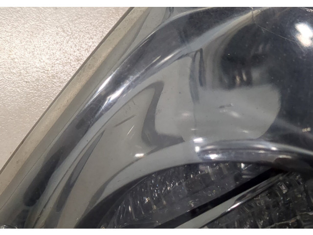 Задний фонарь