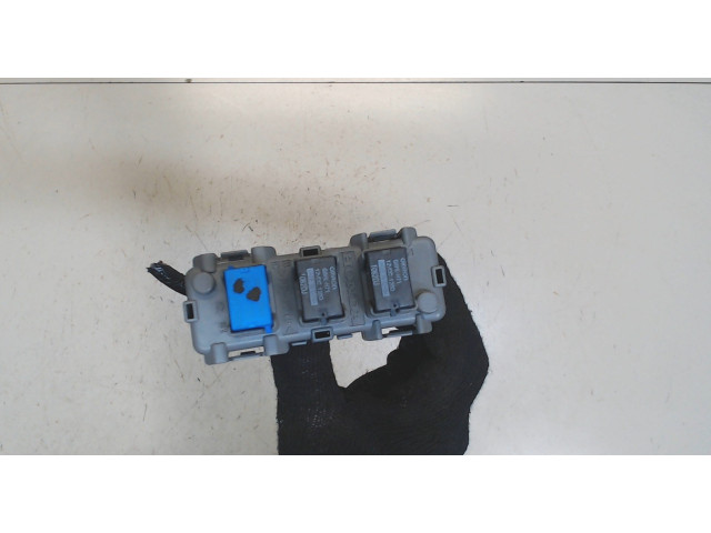 Блок предохранителей Honda CR-V 2012-2015 V00120803 2.2