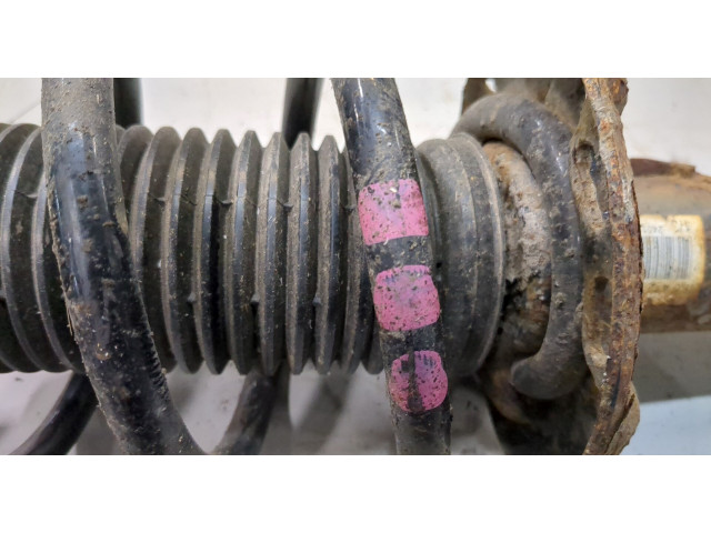 Стойка амортизатора Skoda Yeti 2013-2018