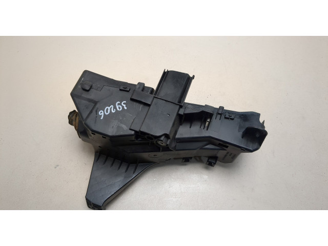 Блок предохранителей  Volvo V70 2001-2008      9494210   