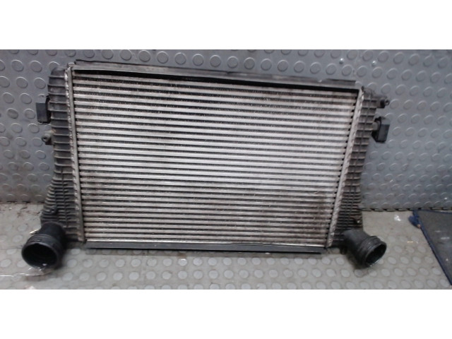 Интеркулер  Volkswagen Golf 5 2003-2009 1.9  1K0145803A    