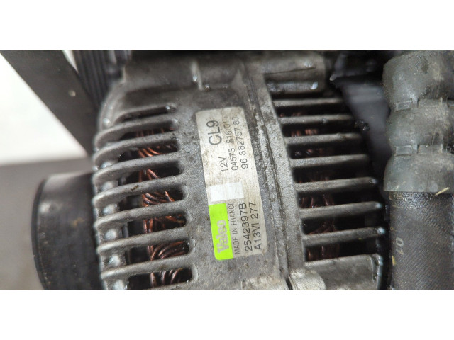 Генератор  Citroen C5 2001-2004           