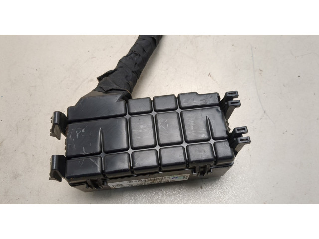 Блок предохранителей GMC Acadia 2019-2025 84682619