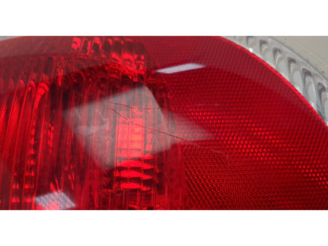 Задний фонарь          