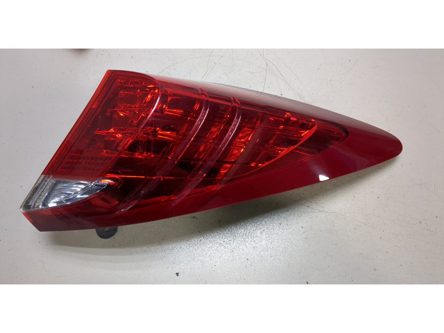 Задний фонарь Honda Civic 2012-2016