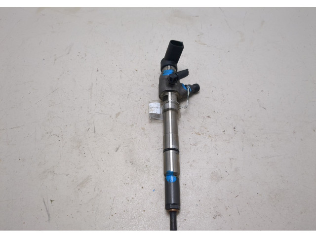 Форсунка топливная Volkswagen Golf 6 2009-2012 03L130277S