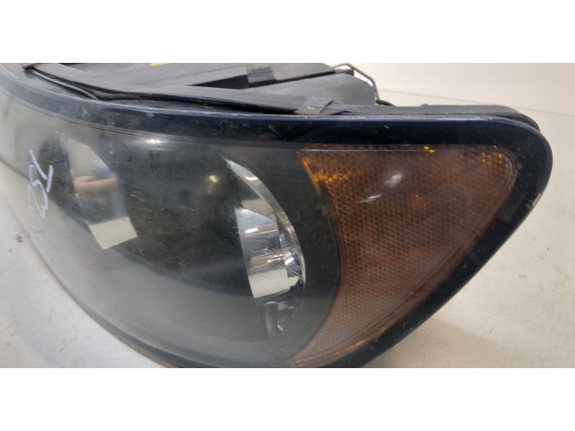 Фара передняя Volvo S40 2004- левая