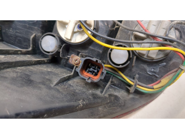 Задний фонарь