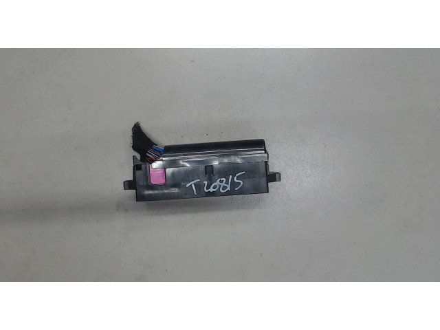 Блок предохранителей  Skoda Fabia 2007-2010          1.4