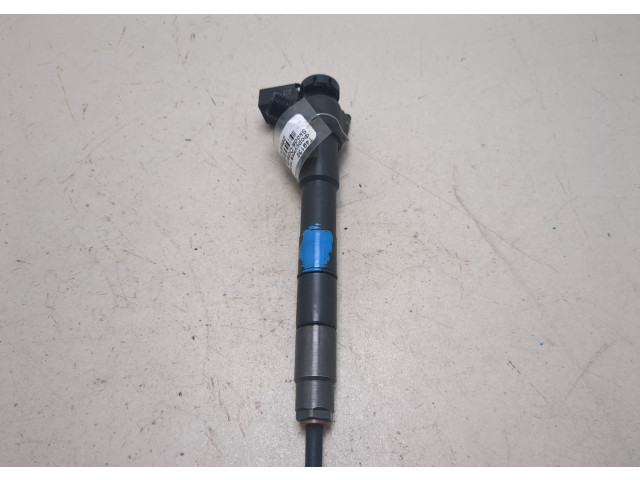 Форсунка топливная  Skoda Octavia (A7) 2013-2023    04L130277BF     