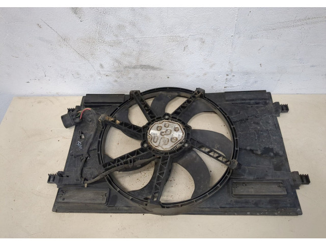 Вентилятор радиатора  Skoda SuperB 2015-           