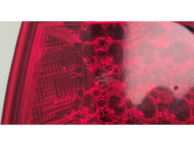 Задний фонарь          