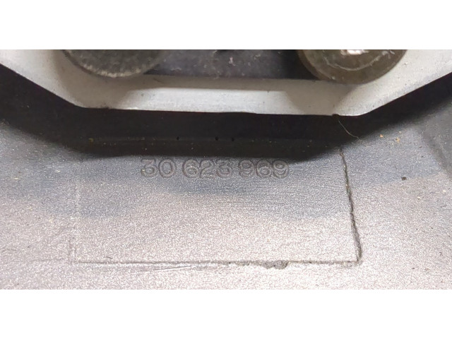 Руль  Volvo S40 / V40 1995-2004           